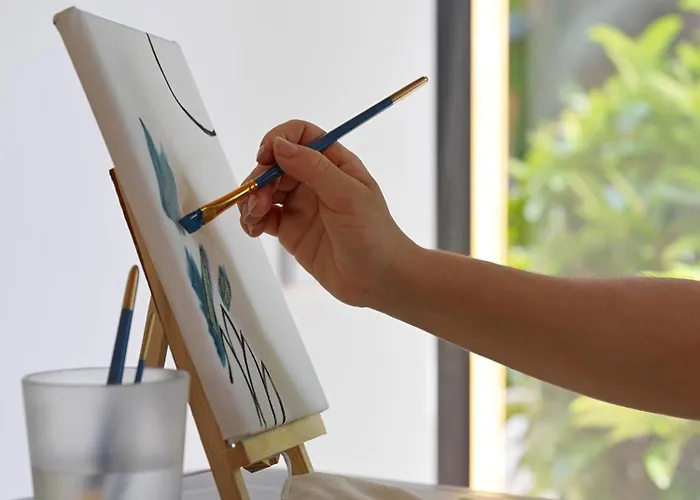 H10 Vintage - Adults Only