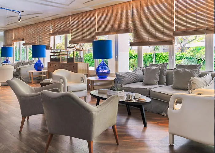 Hotel H10 Vintage - Adults Only Salou